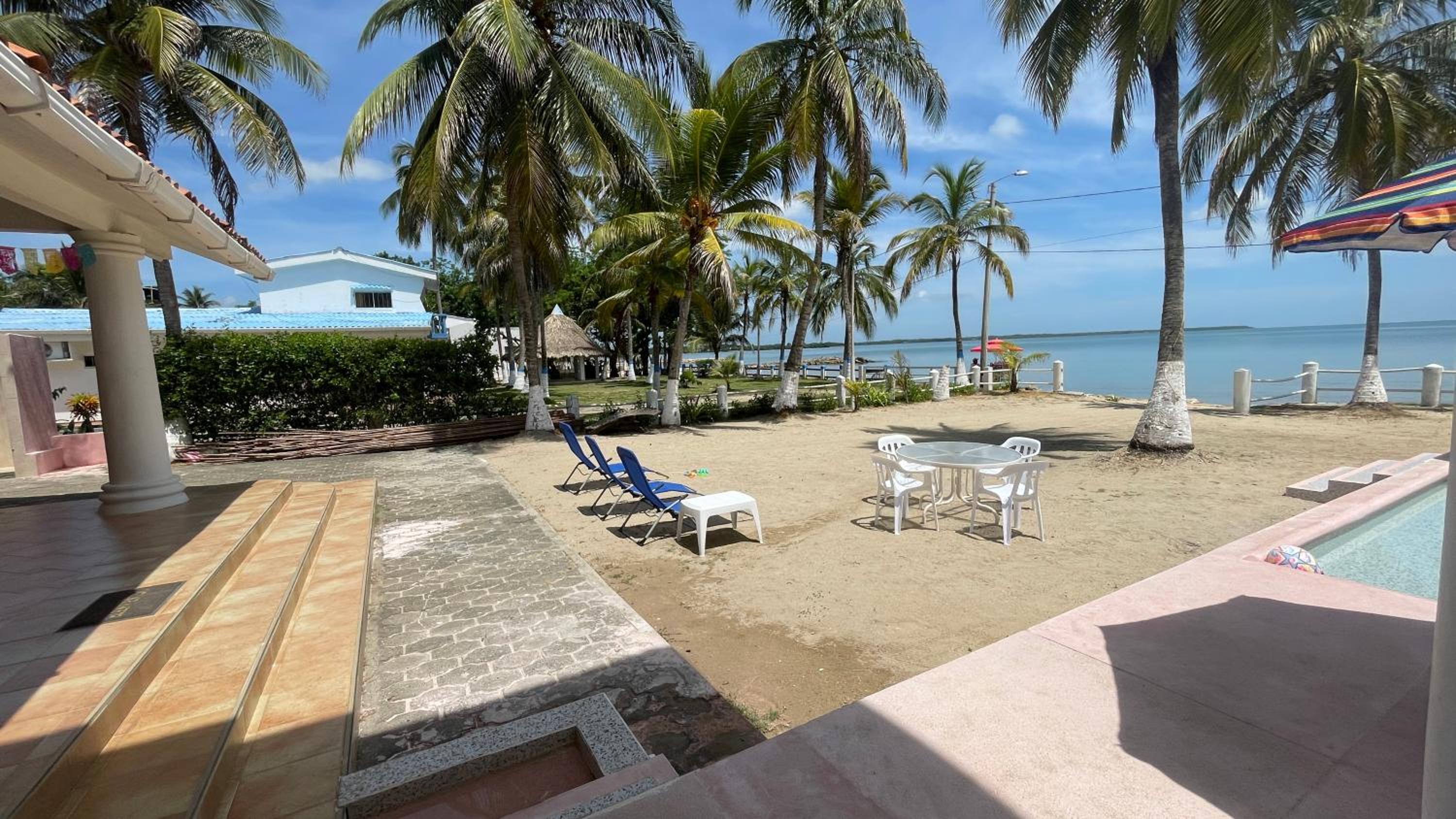 Casa frente a la playa, San Antero Cordoba