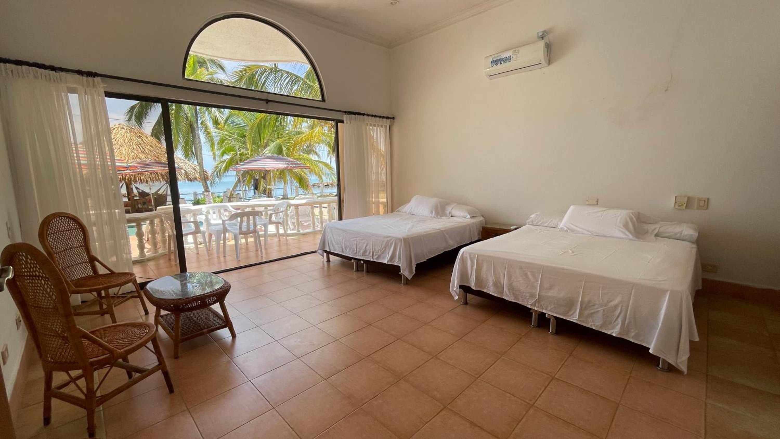 Casa frente a la playa, San Antero Cordoba