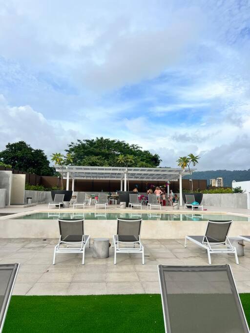 Brand New-Beachfront-Downtown PP1104