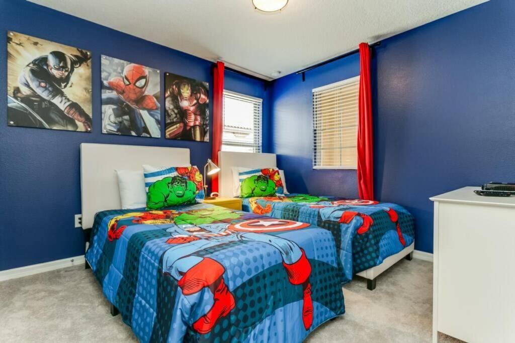 Dluxx Dream Vacation 8 miles from Disney 8877