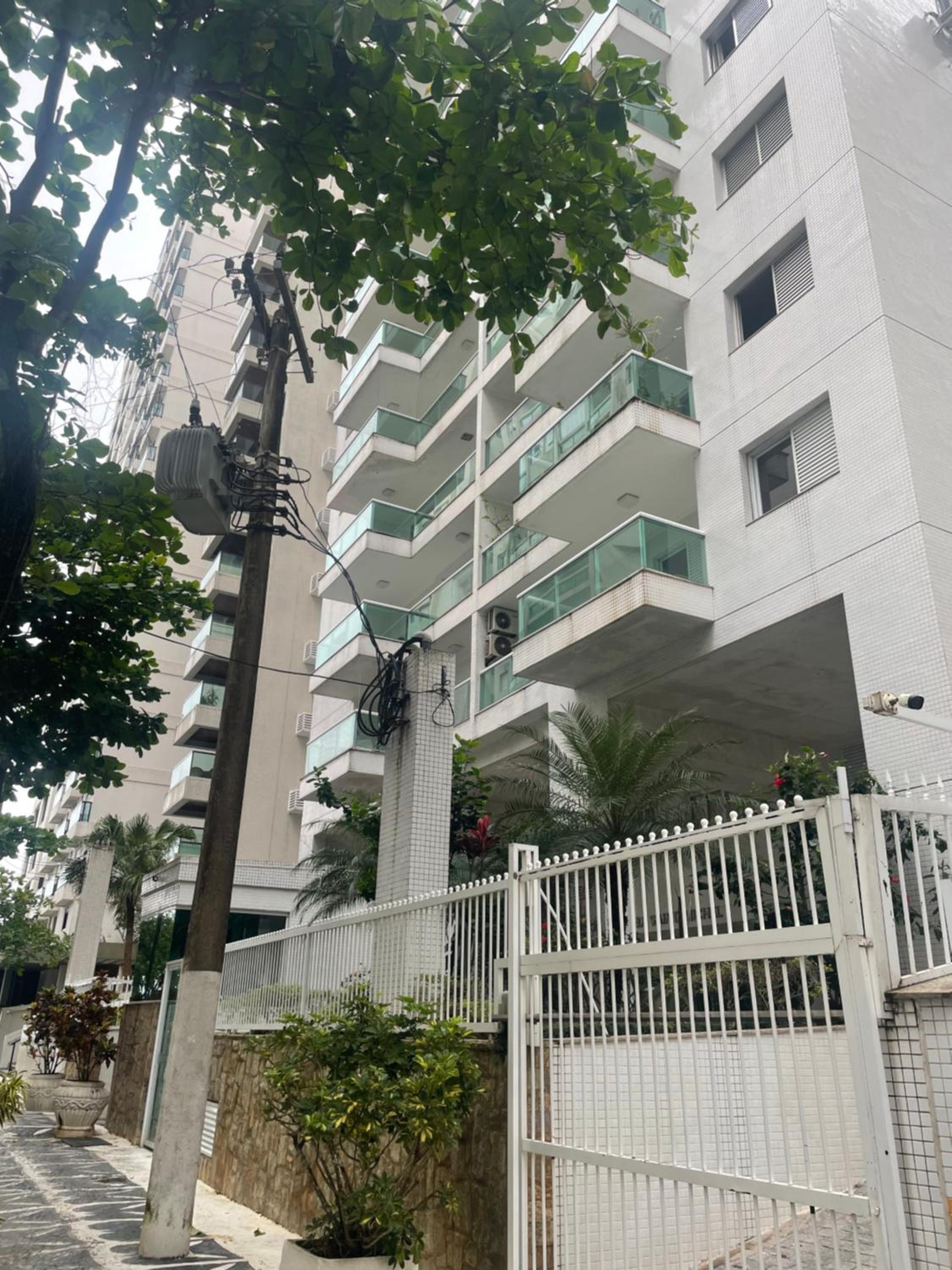 Ap alto padrão guaruja pintangueiras