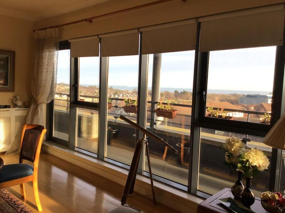 Dublin Seaview Luxury Penthouse Sleeps 6