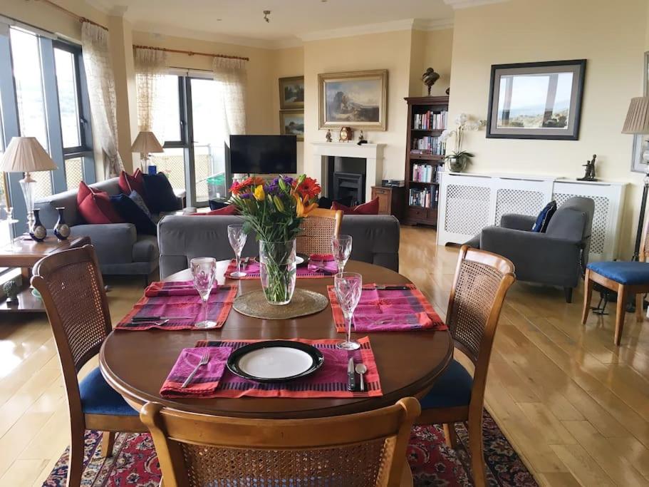 Dublin Seaview Luxury Penthouse Sleeps 6