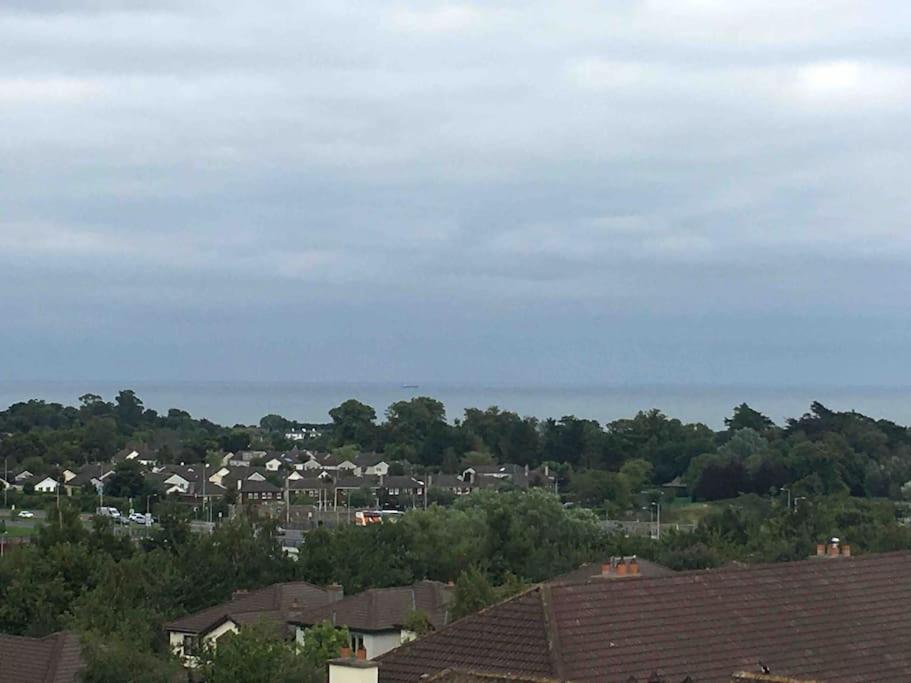 Dublin Seaview Luxury Penthouse Sleeps 6