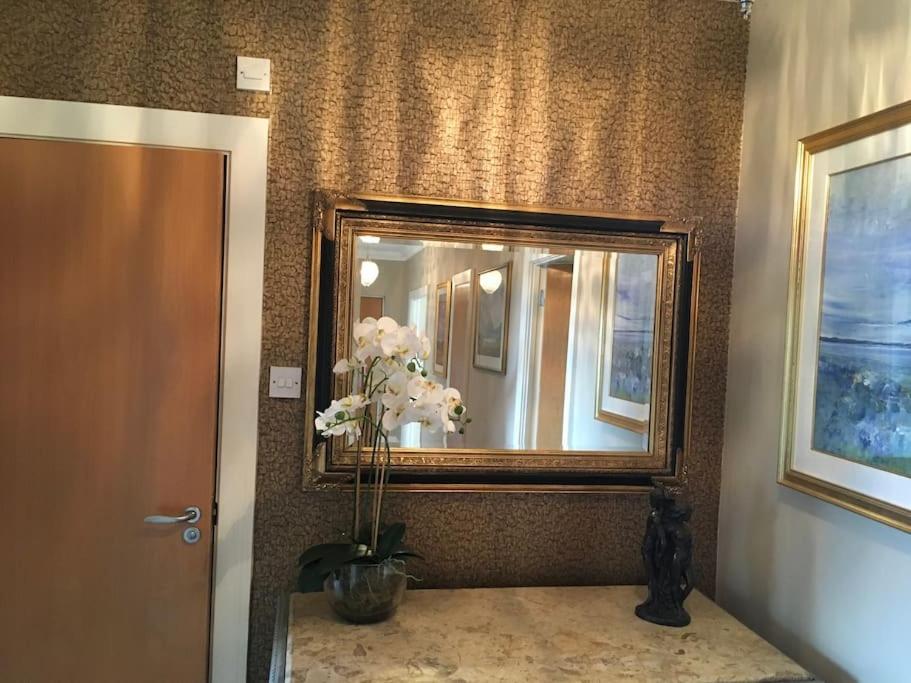 Dublin Seaview Luxury Penthouse Sleeps 6