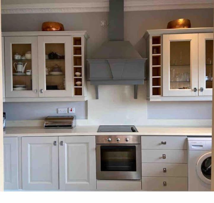 Dublin Seaview Luxury Penthouse Sleeps 6
