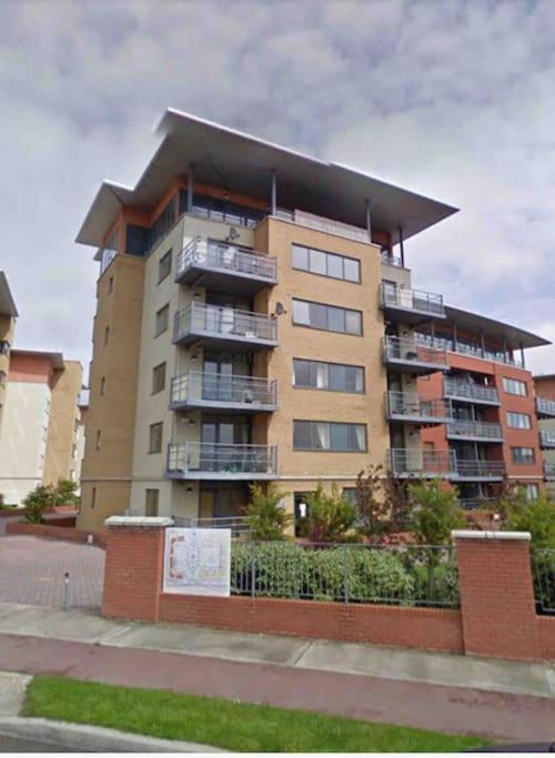 Dublin Seaview Luxury Penthouse Sleeps 6