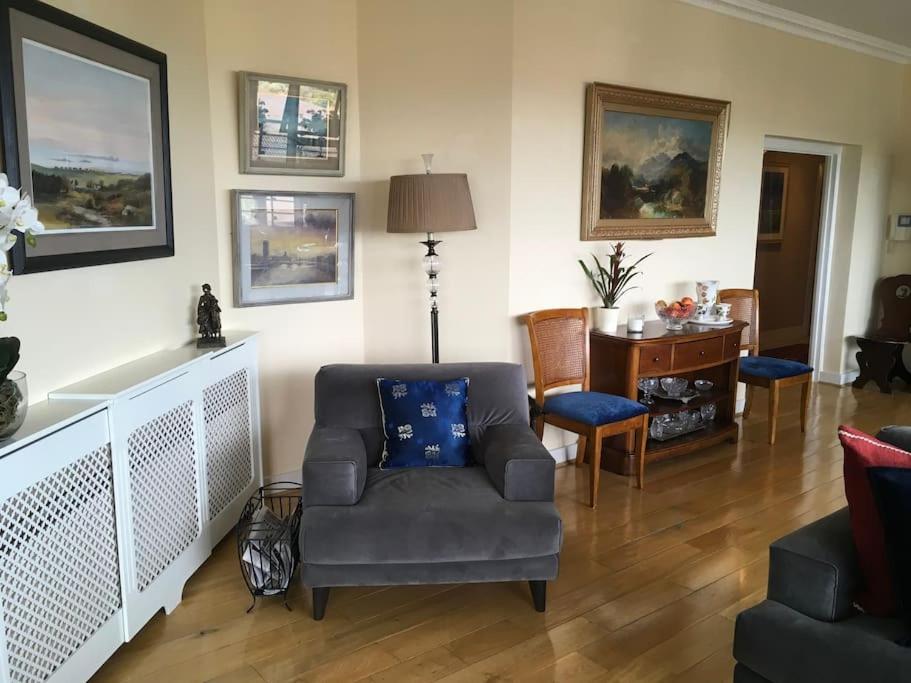 Dublin Seaview Luxury Penthouse Sleeps 6