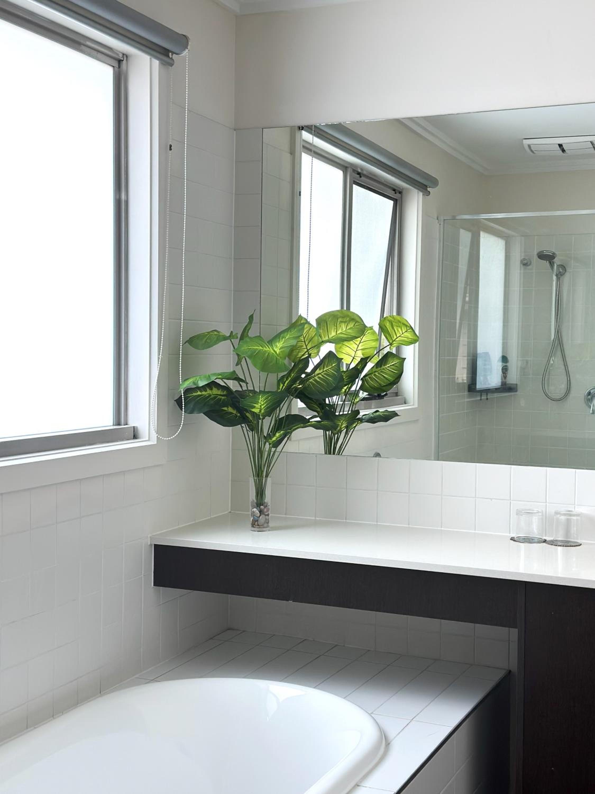 Spacious Family Home Near Melbourne CBD