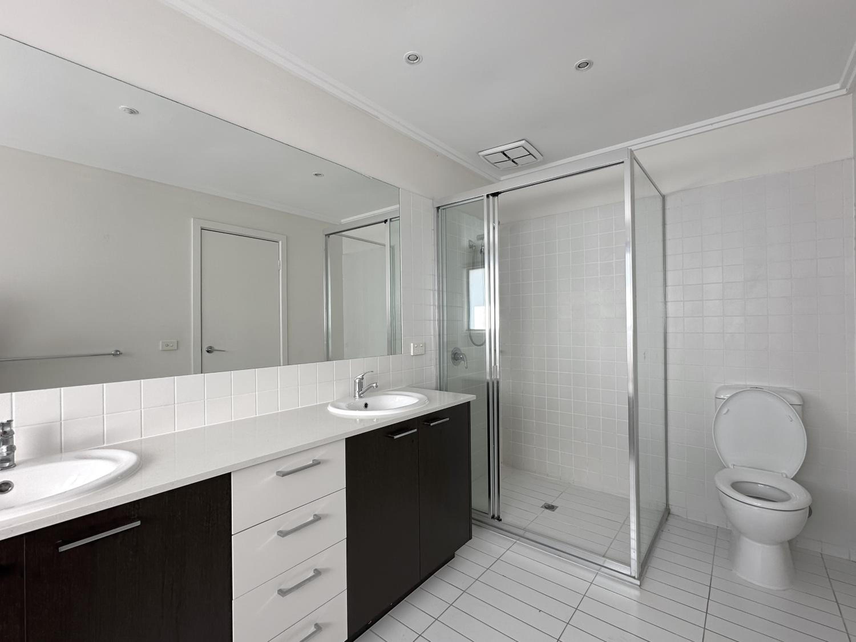 Spacious Family Home Near Melbourne CBD