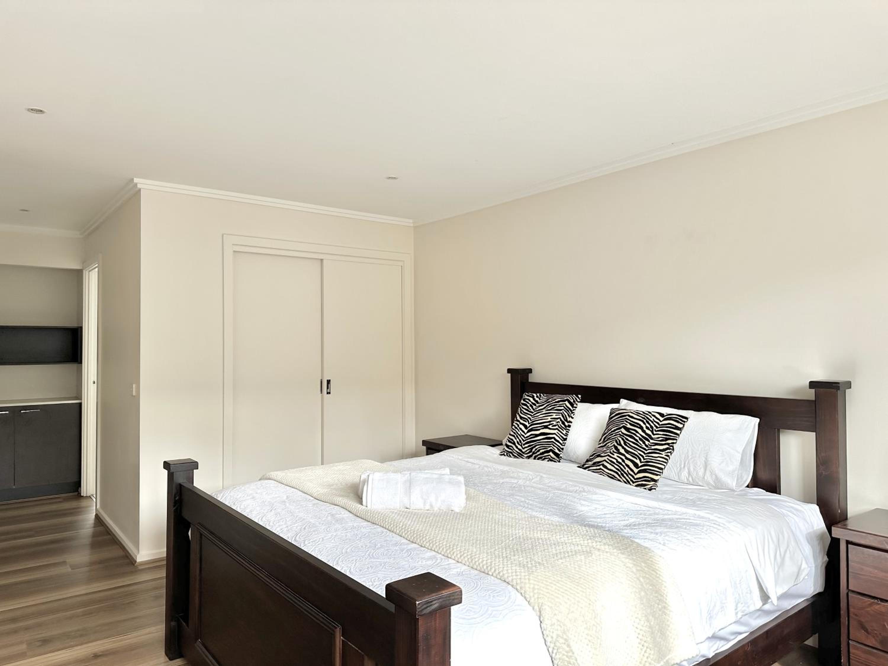Spacious Family Home Near Melbourne CBD
