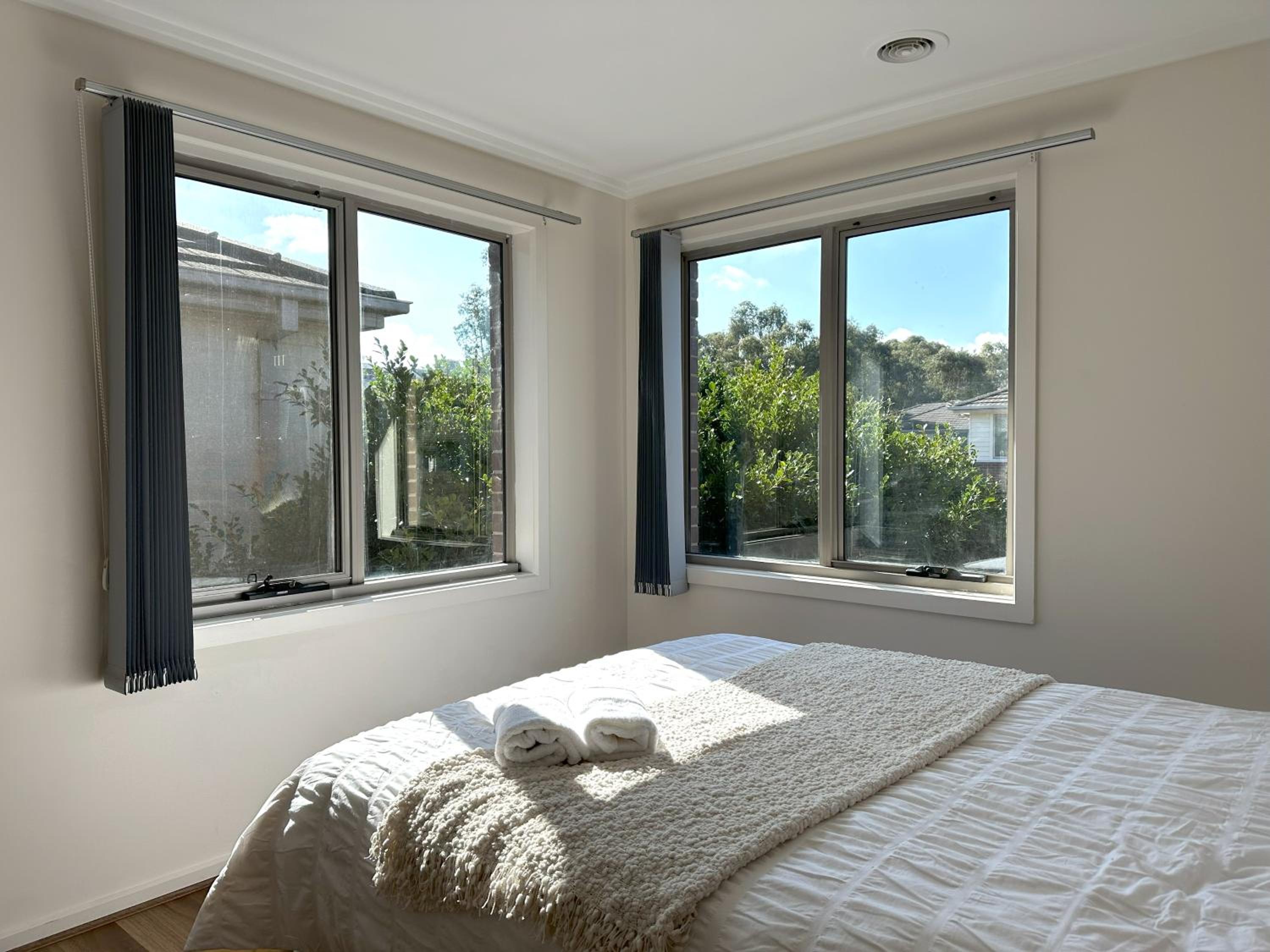 Spacious Family Home Near Melbourne CBD