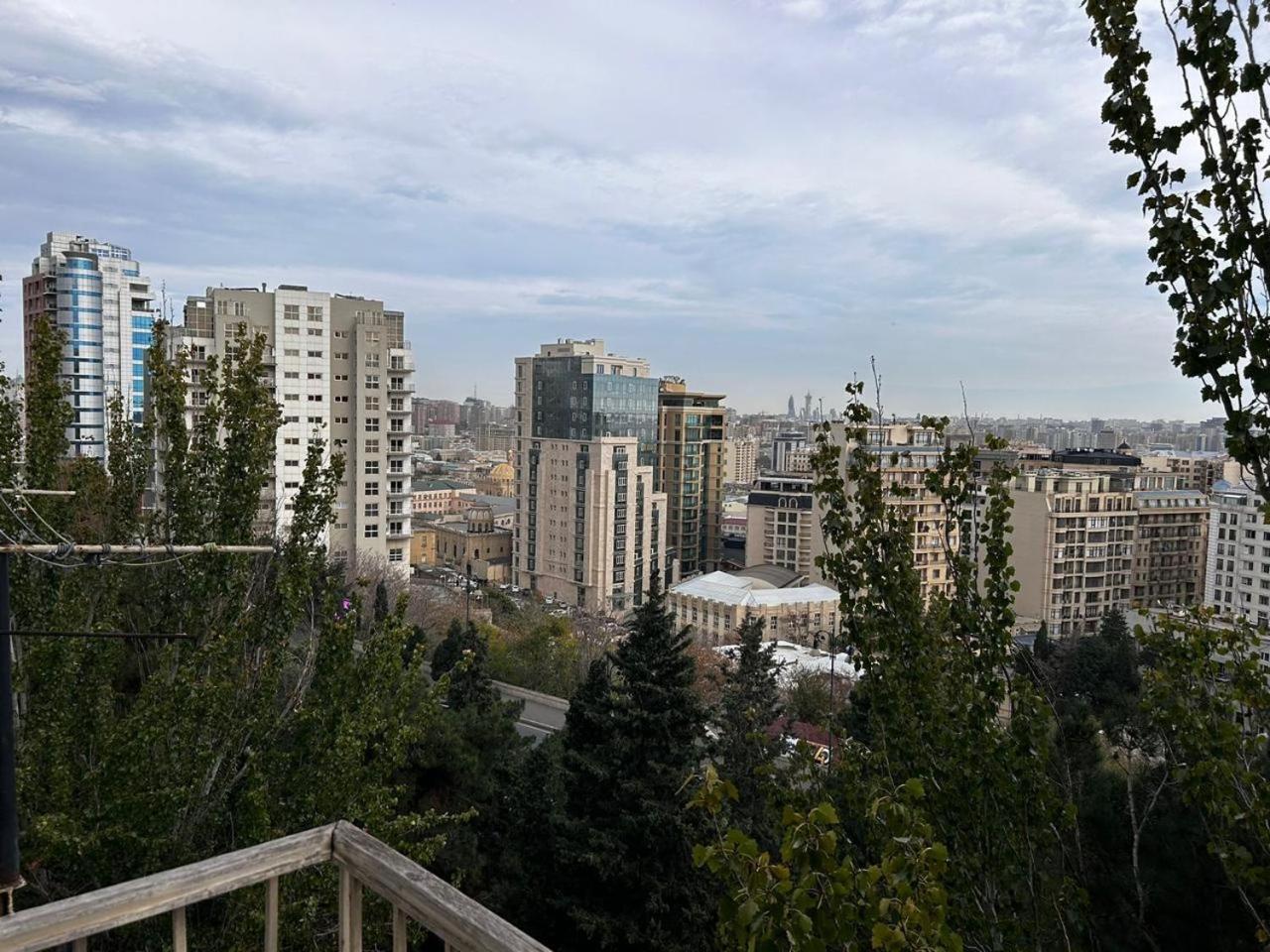 Flame Towers .metro Icheri Sheher.