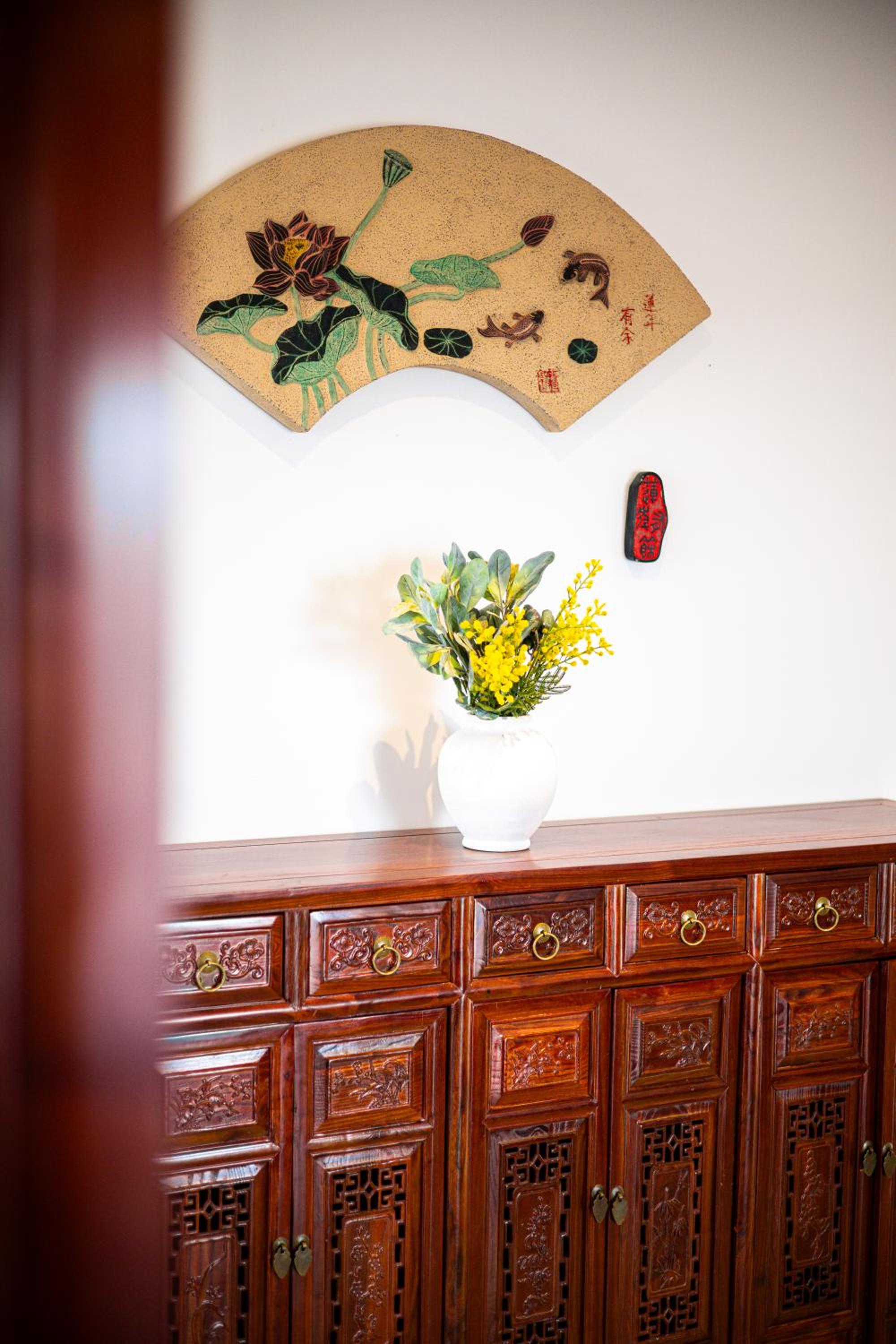 StayAU 5BR Idyllic Lakefront Escape Point Cook
