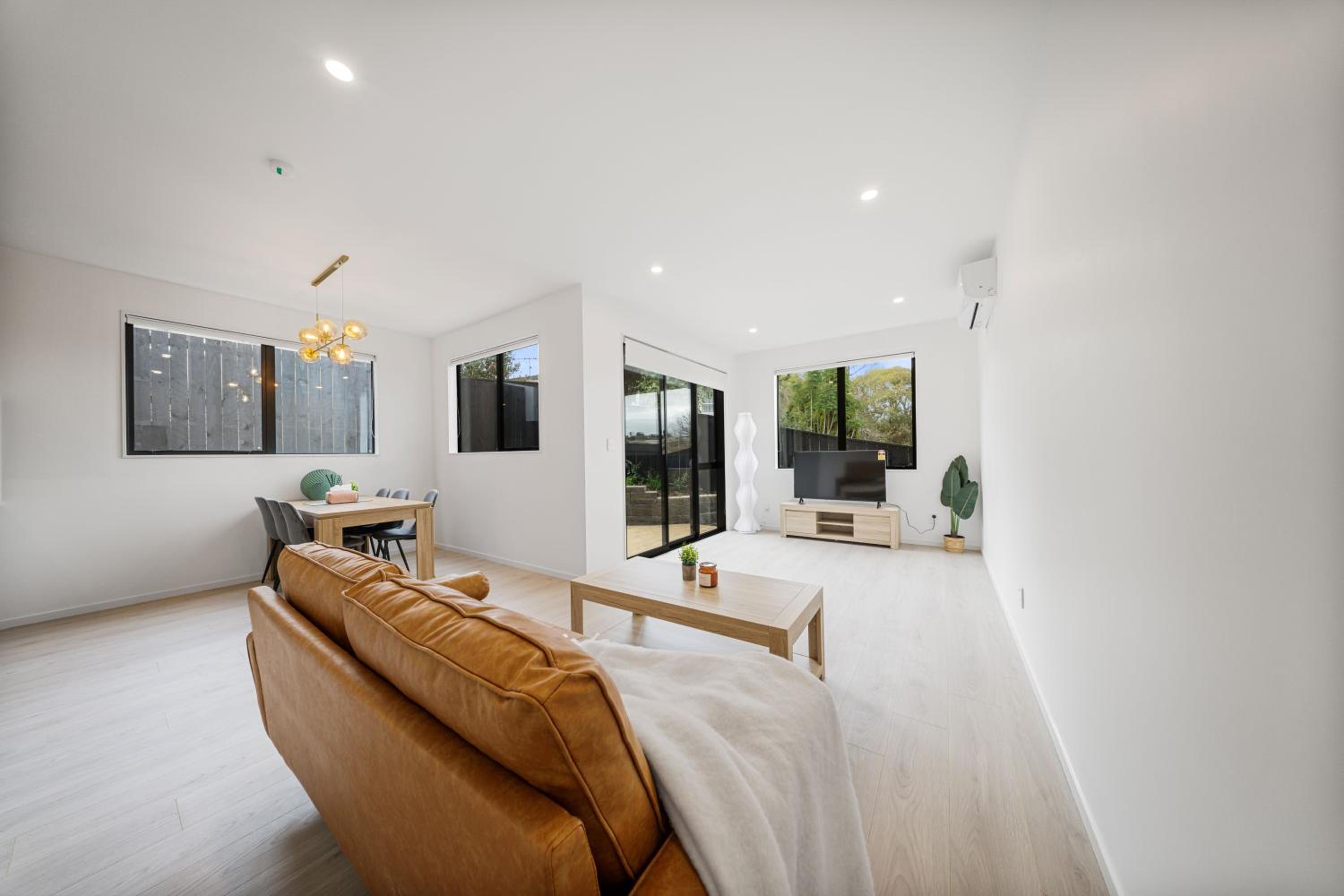 Botany Modern Townhouse Retreat