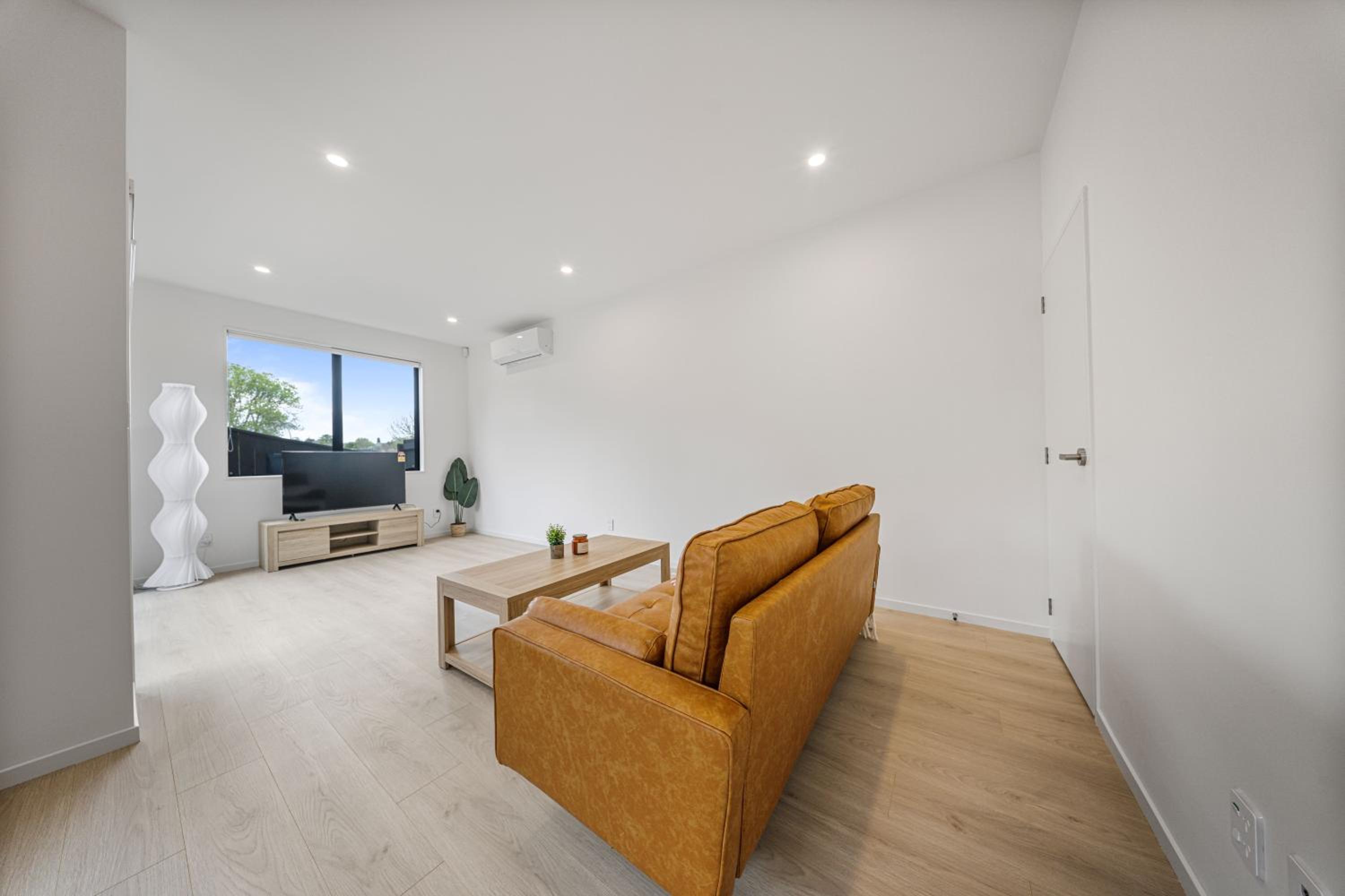 Botany Modern Townhouse Retreat
