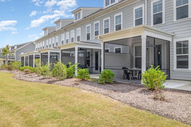 The Townes at Barefoot #5208 townhouse view 3