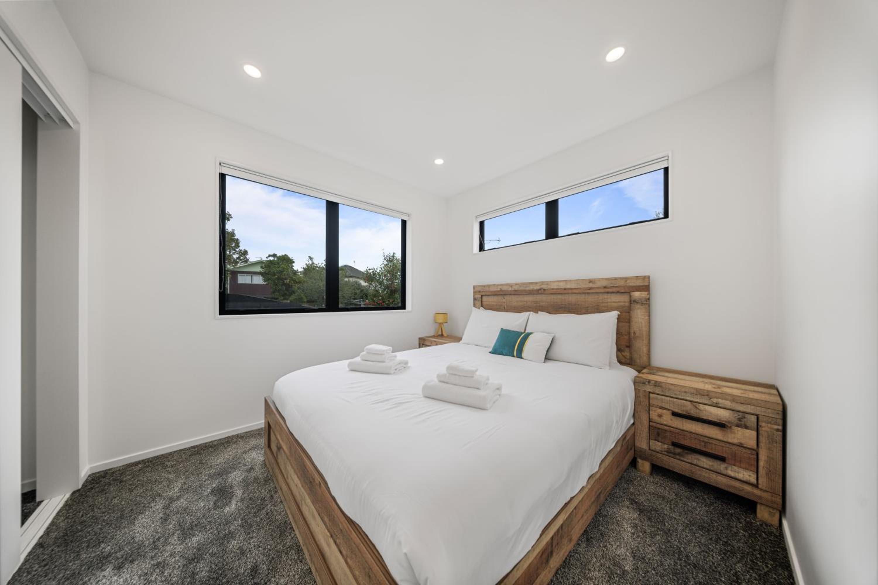 Botany Modern Townhouse Retreat