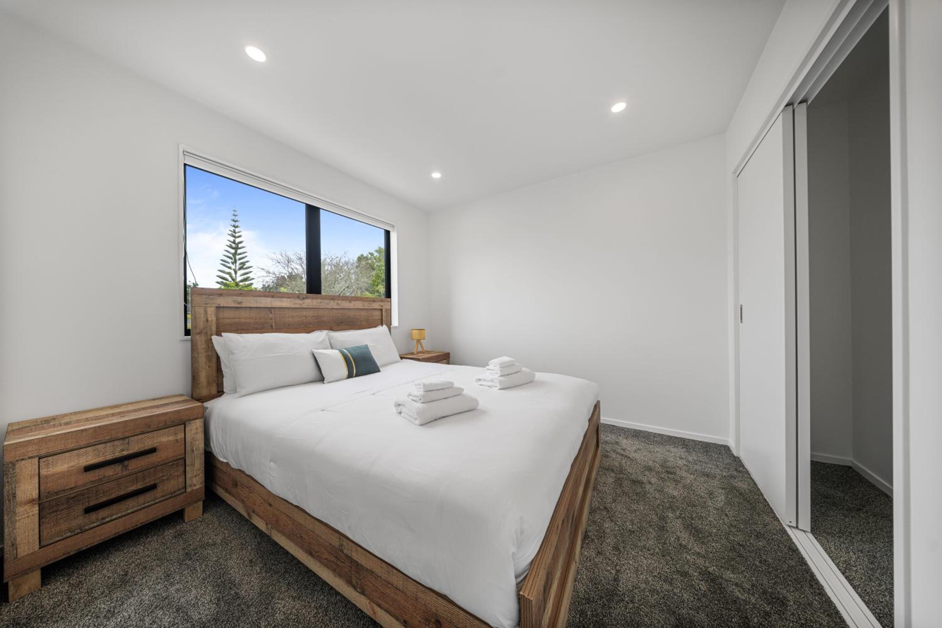 Botany Modern Townhouse Retreat