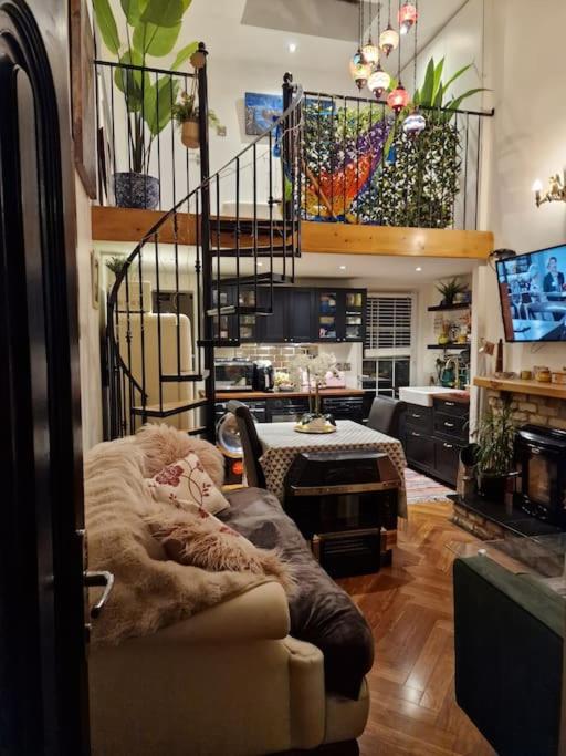 Trinity Cottage 2 bed with mezzanine