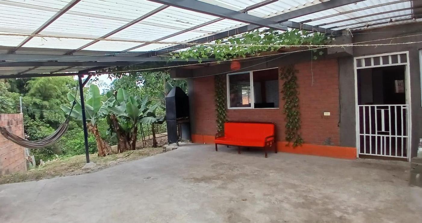 ISA BELLA Hospedaje y Cabaña Entre Aves
