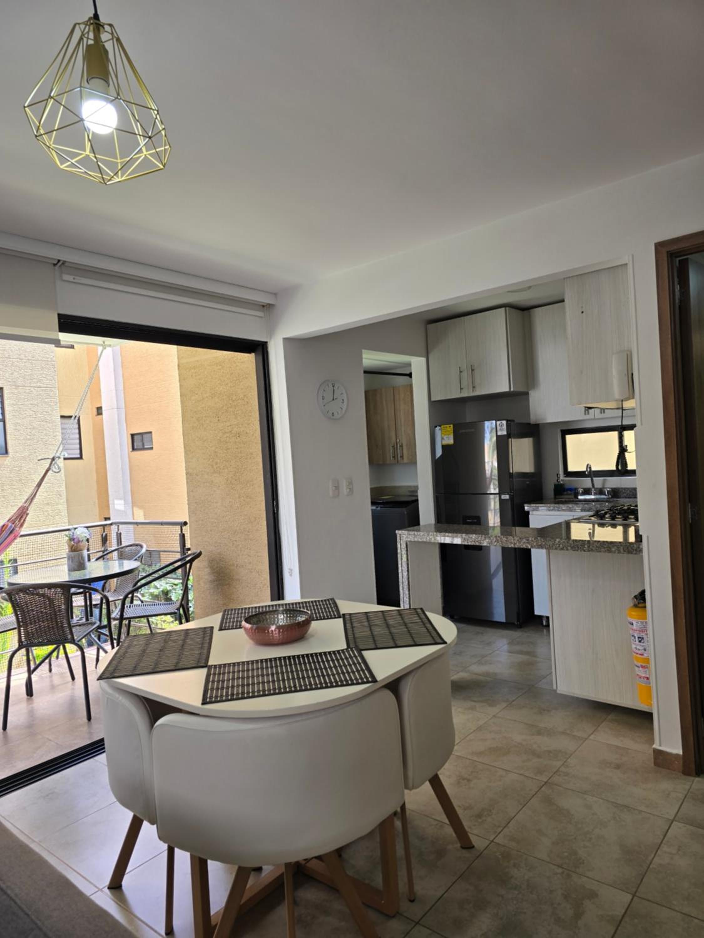 Apartamento Privado Vacacional a 5m del Aeropuerto, 20 minutos del Parque del Cafe y Centro de Armenia con 4 Piscinas, 3 Jacuzzi, Sauna By Molca Xperiences