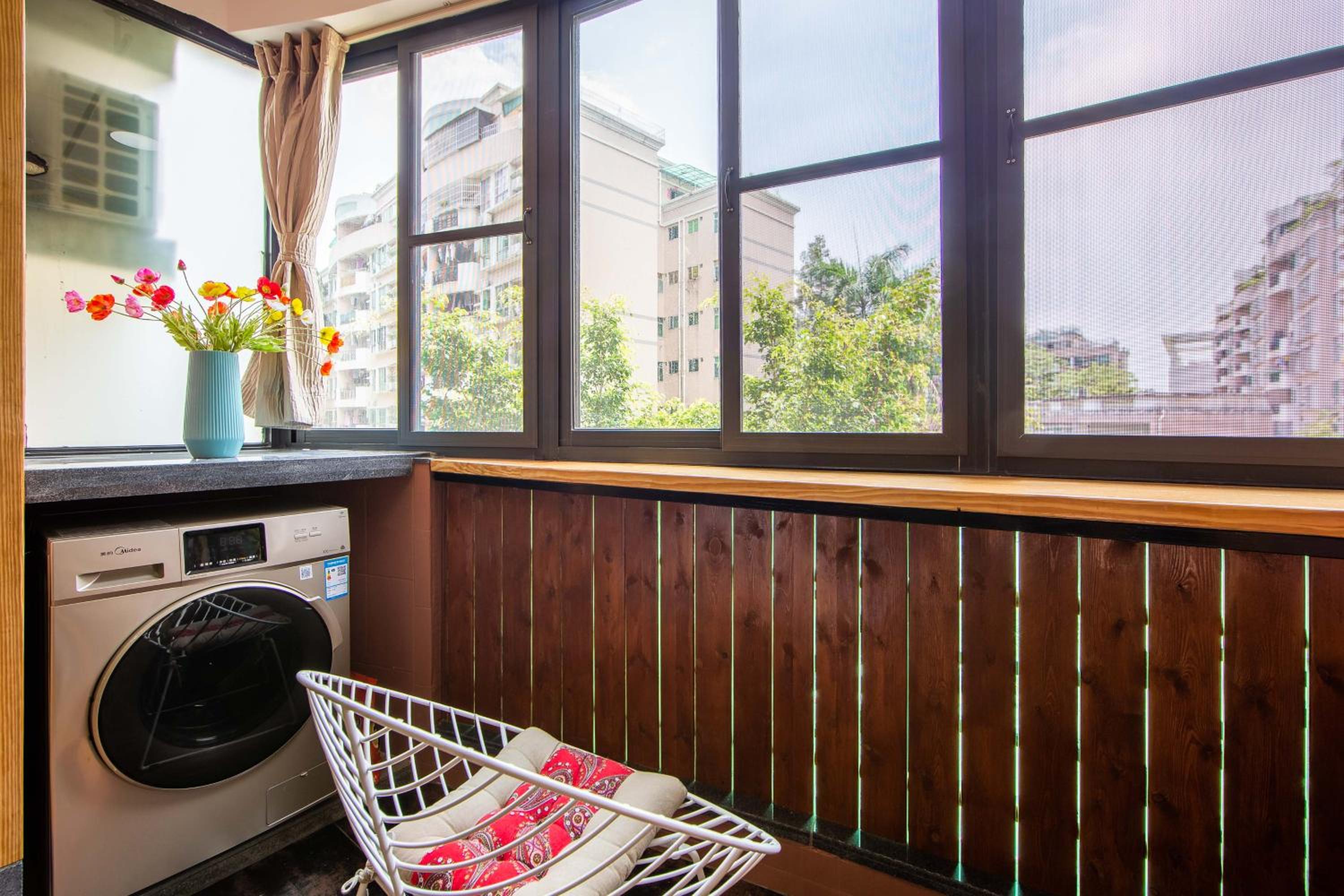 Guangzhou He She Art Apartment