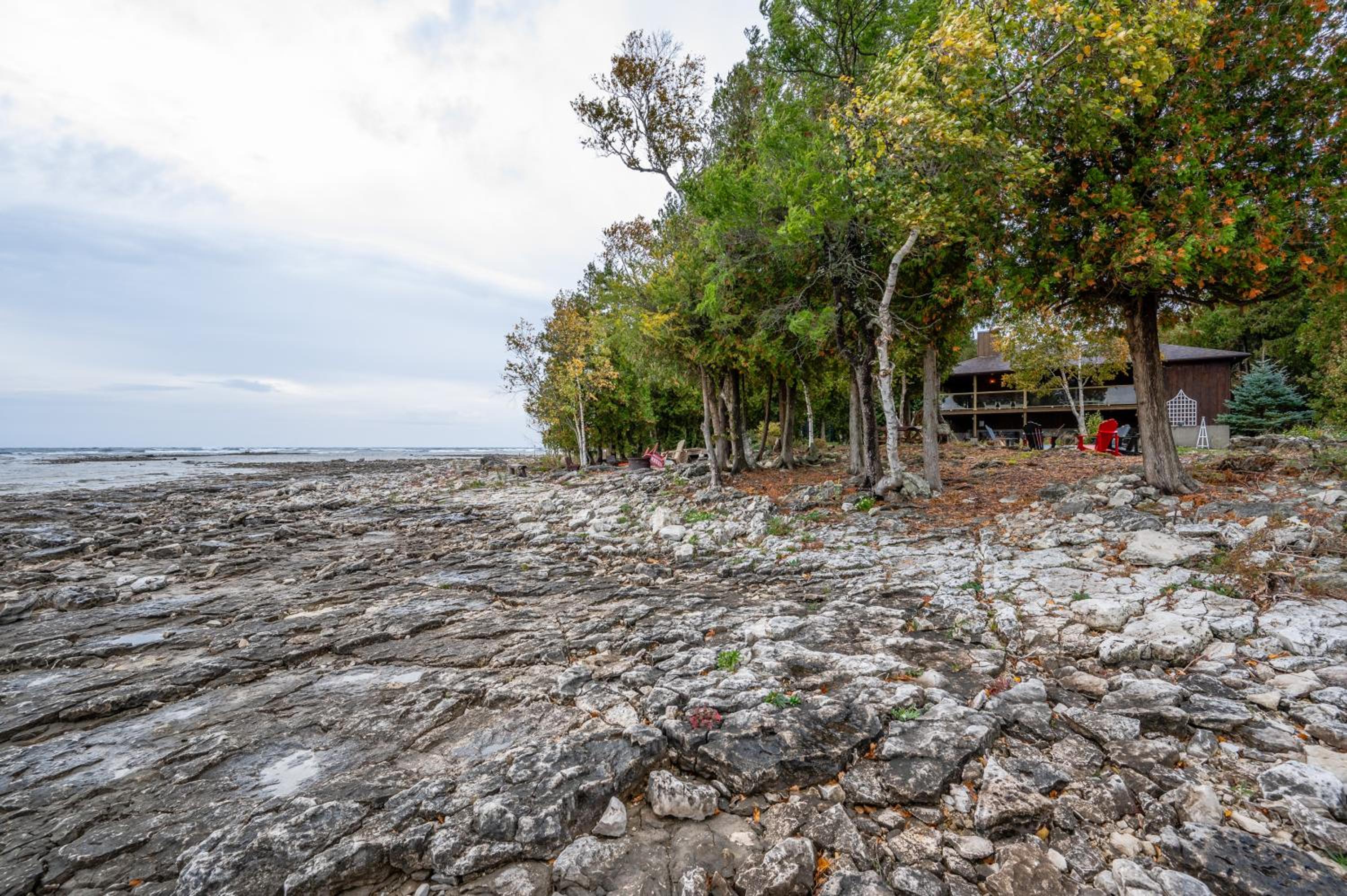 Surrounded By Water, W Hot Tub & Lounges