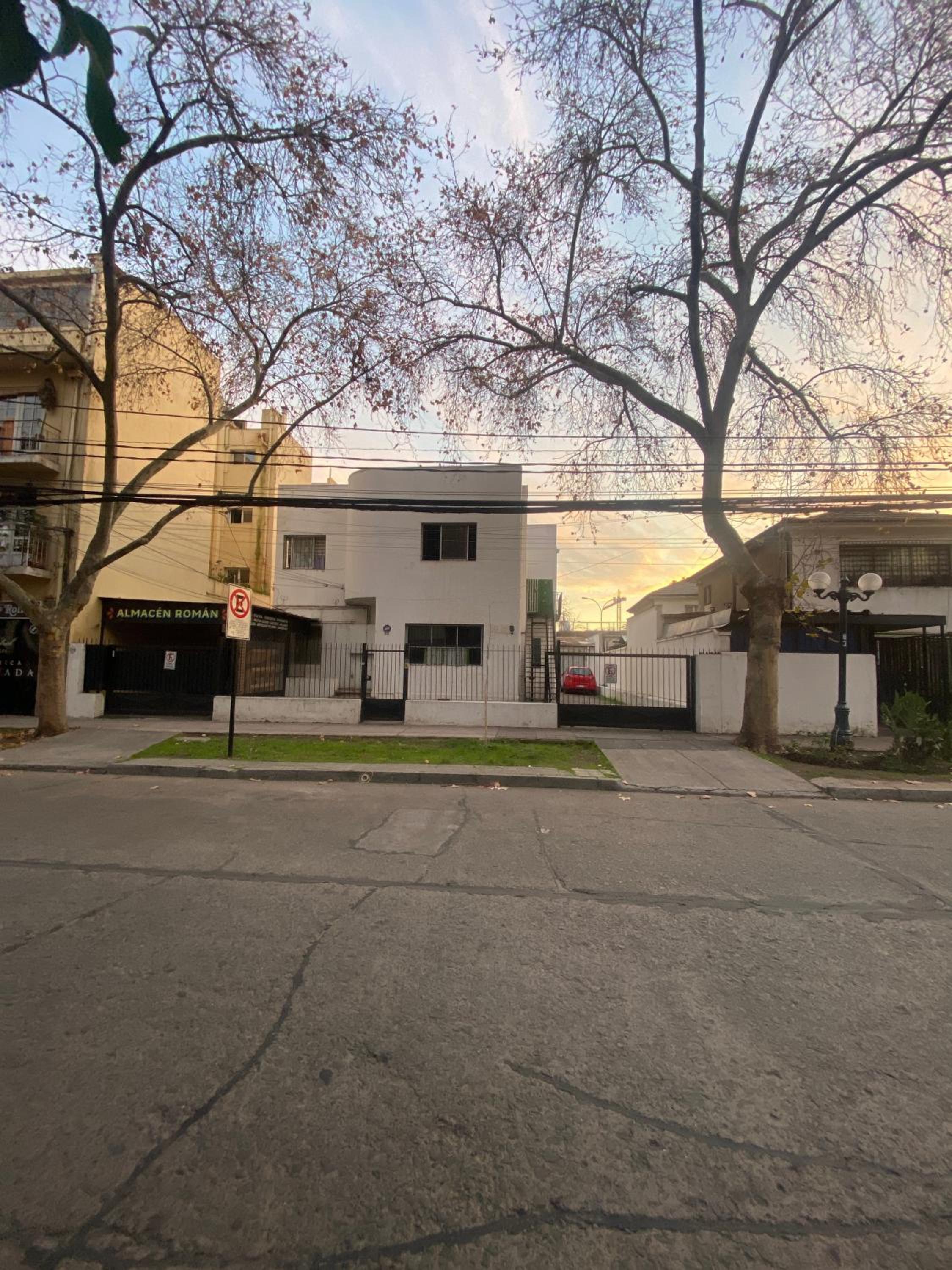 CASA ROMÁN Habitación en Providencia con áreas compartidas