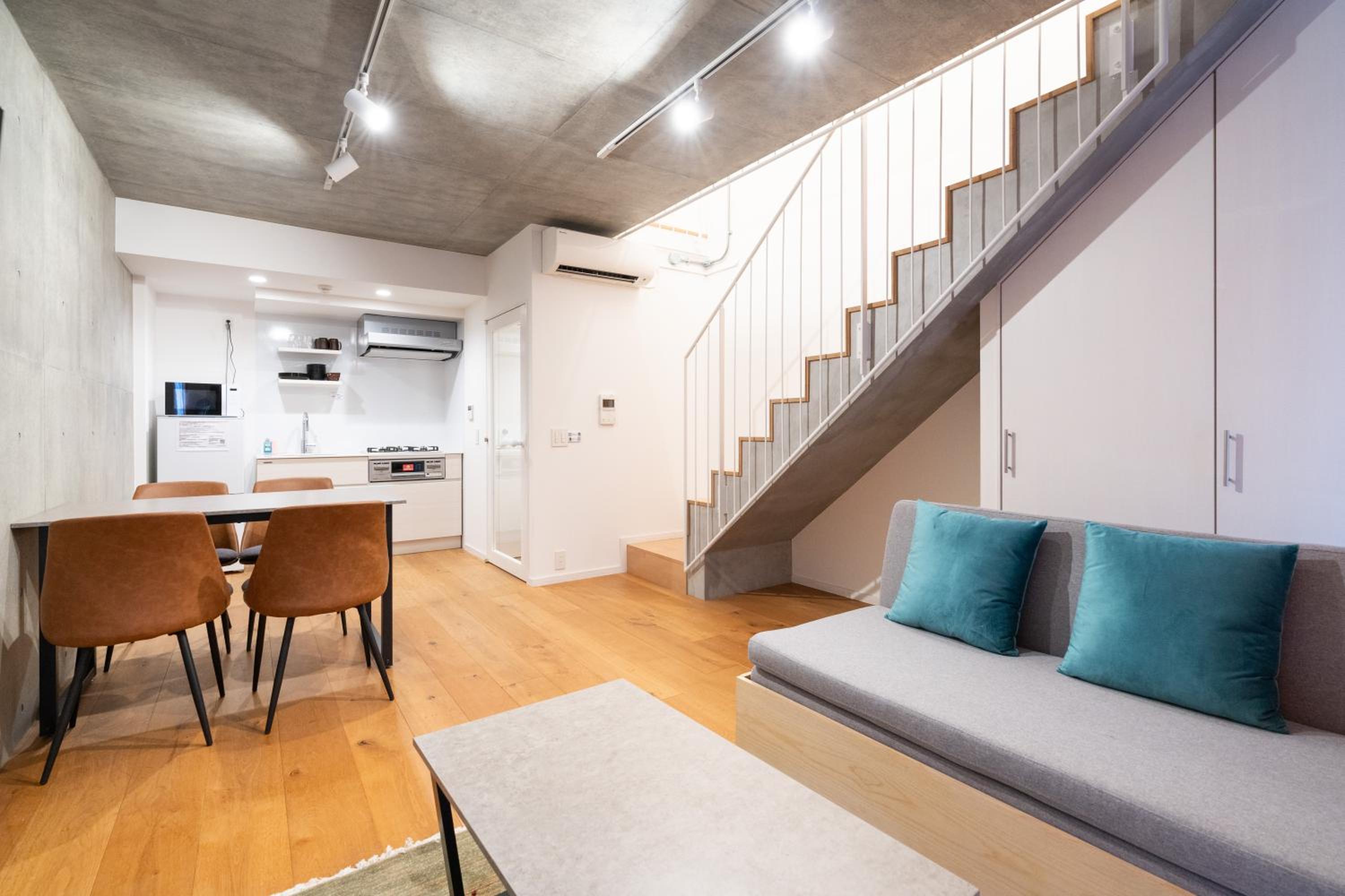 Lega land三軒茶屋ANNEX