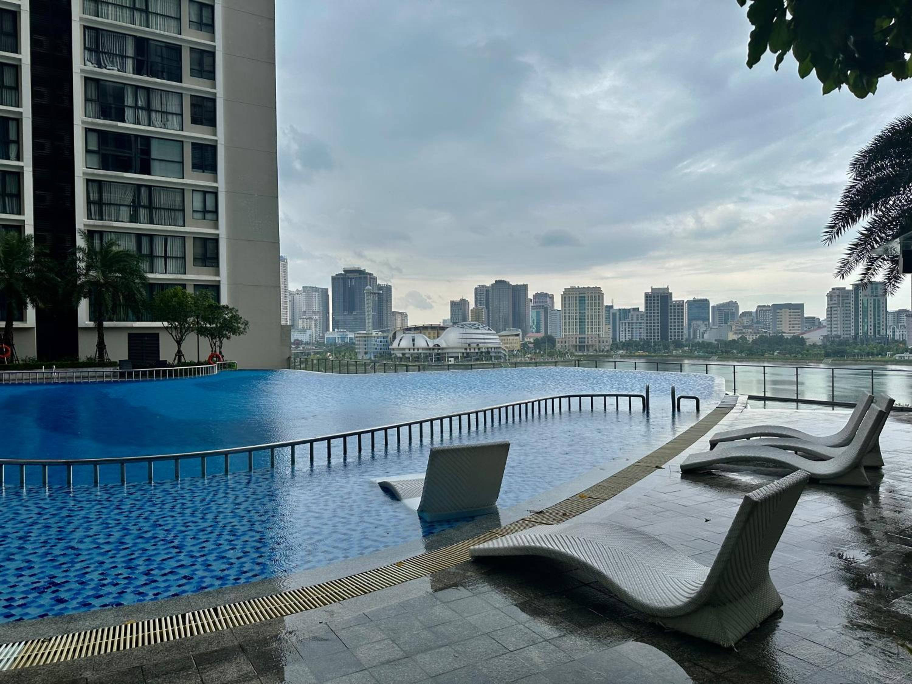 Liliving in Skylake - Căn hộ 3 phòng ngủ sang trọng với view hồ - Near Keangnam