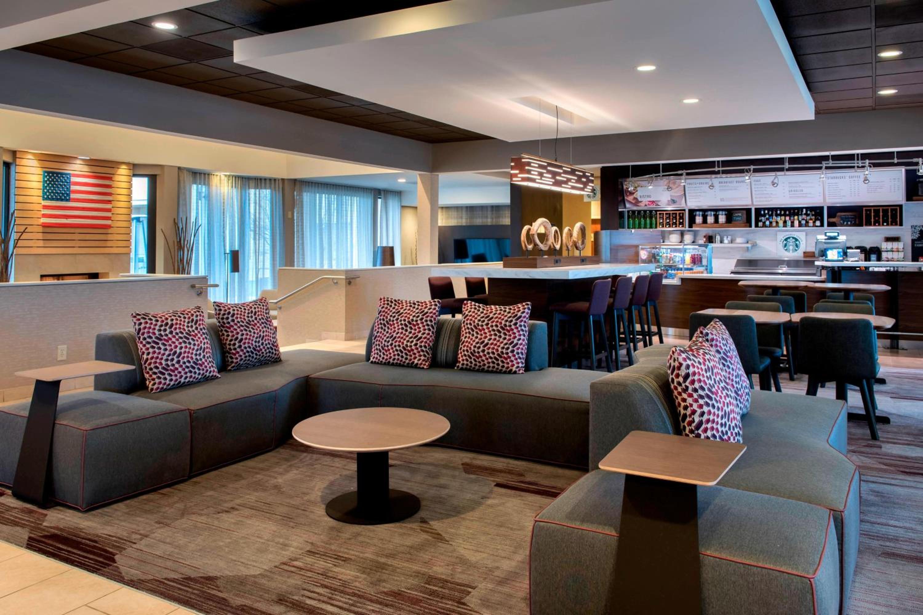 Waukegan Vacations - Courtyard by Marriott Chicago Waukegan / Gurnee - Property Image 4