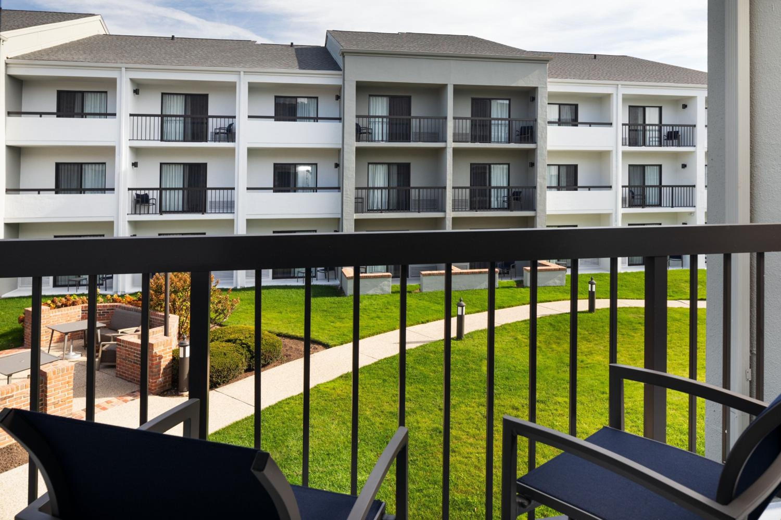 Waukegan Vacations - Courtyard by Marriott Chicago Waukegan / Gurnee - Property Image 12