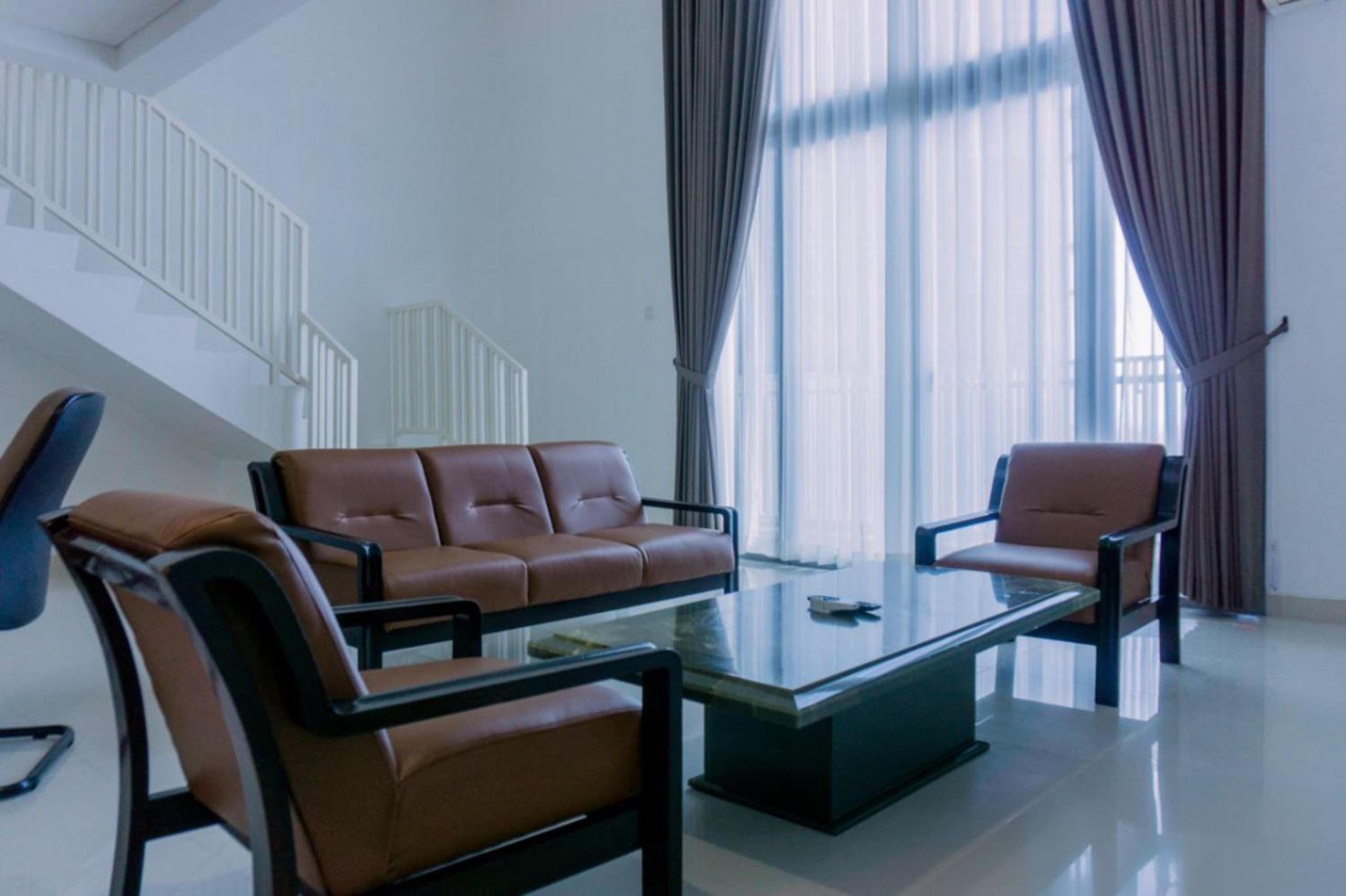 Modern Look and Spacious 1BR at Neo Soho Apartment By Travelio