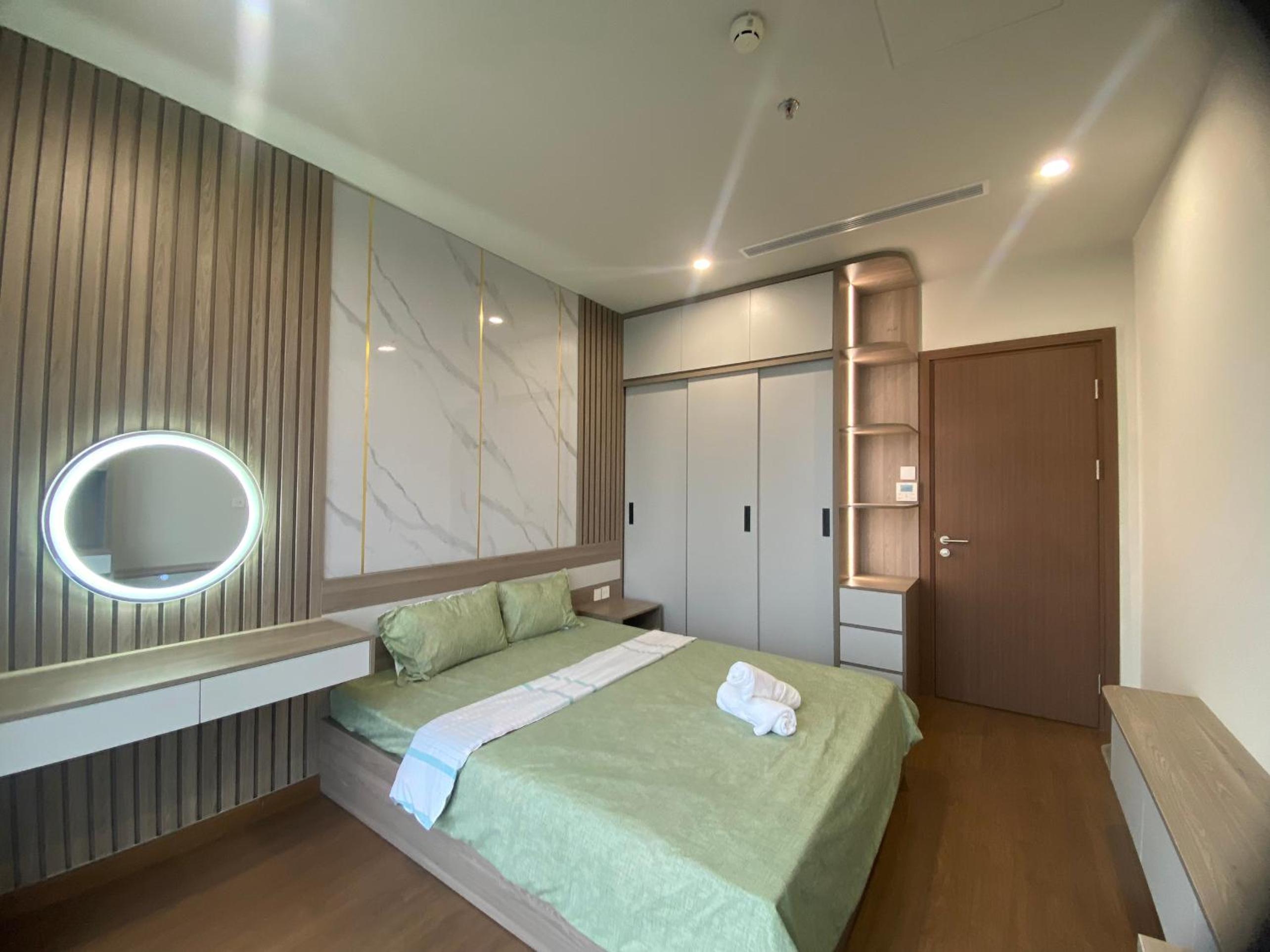 The Matrix One Private 2Brs Apt near Le Quang Dao
