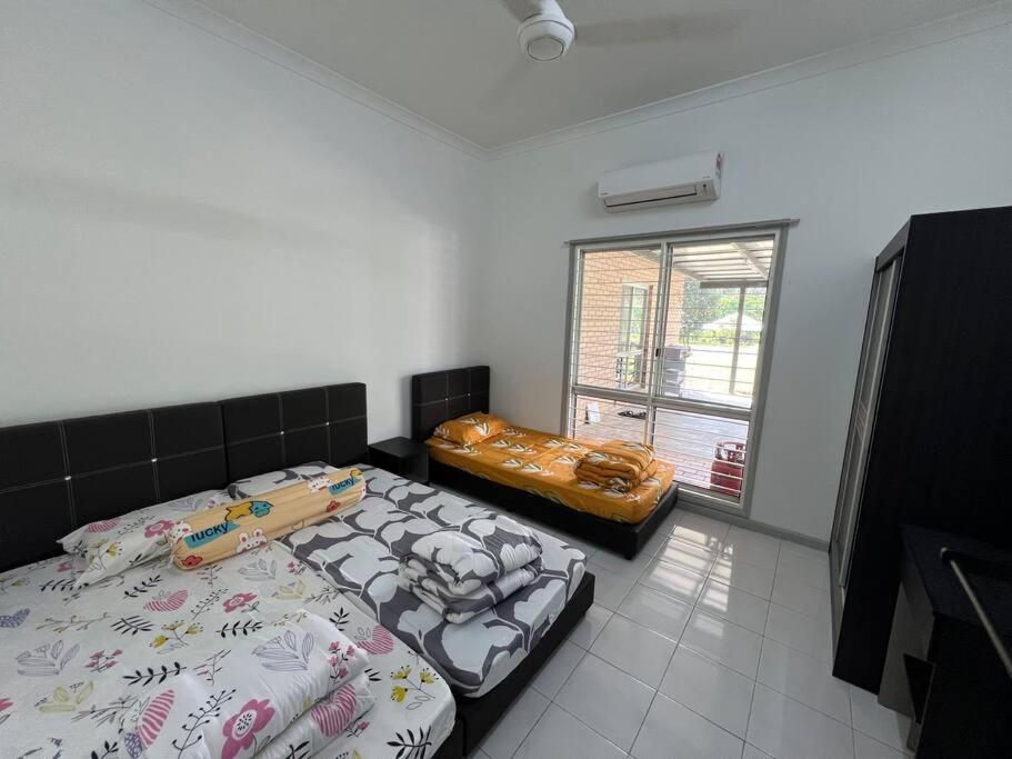 Orchard Lake House - Entire bungalow, 4 rooms, 9 beds, 13 persons photo 3