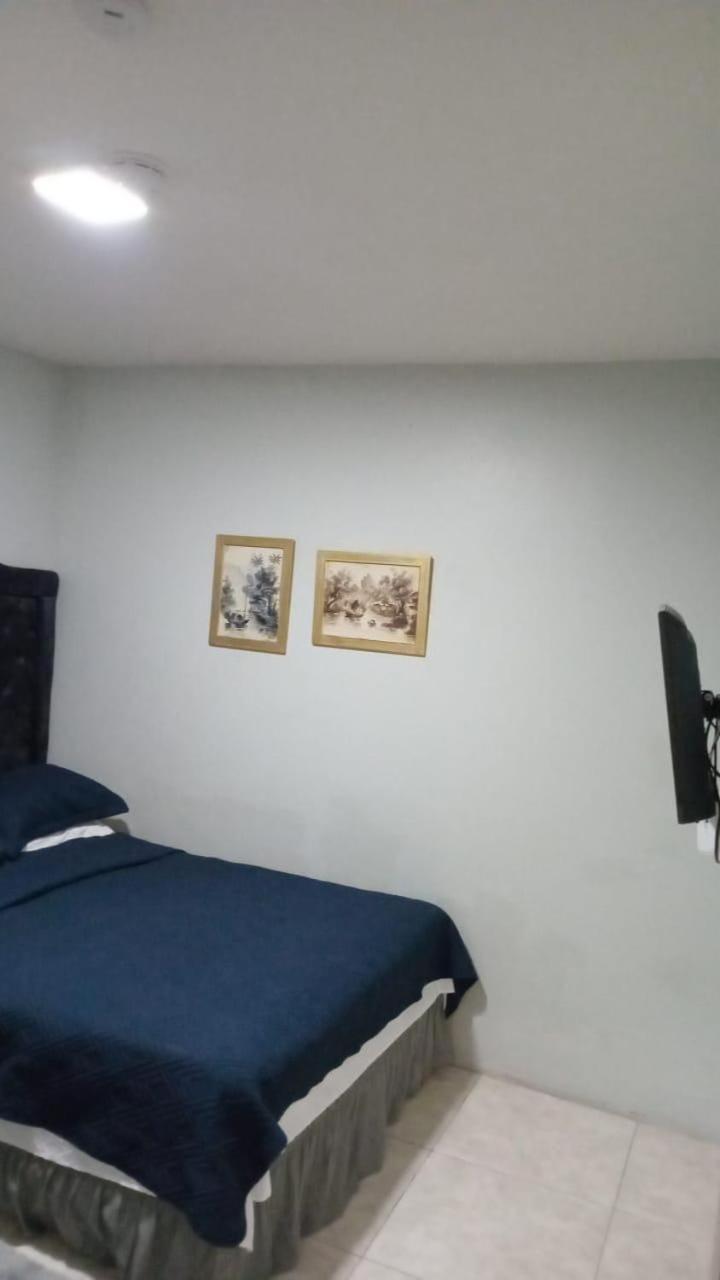 Mona Master suite