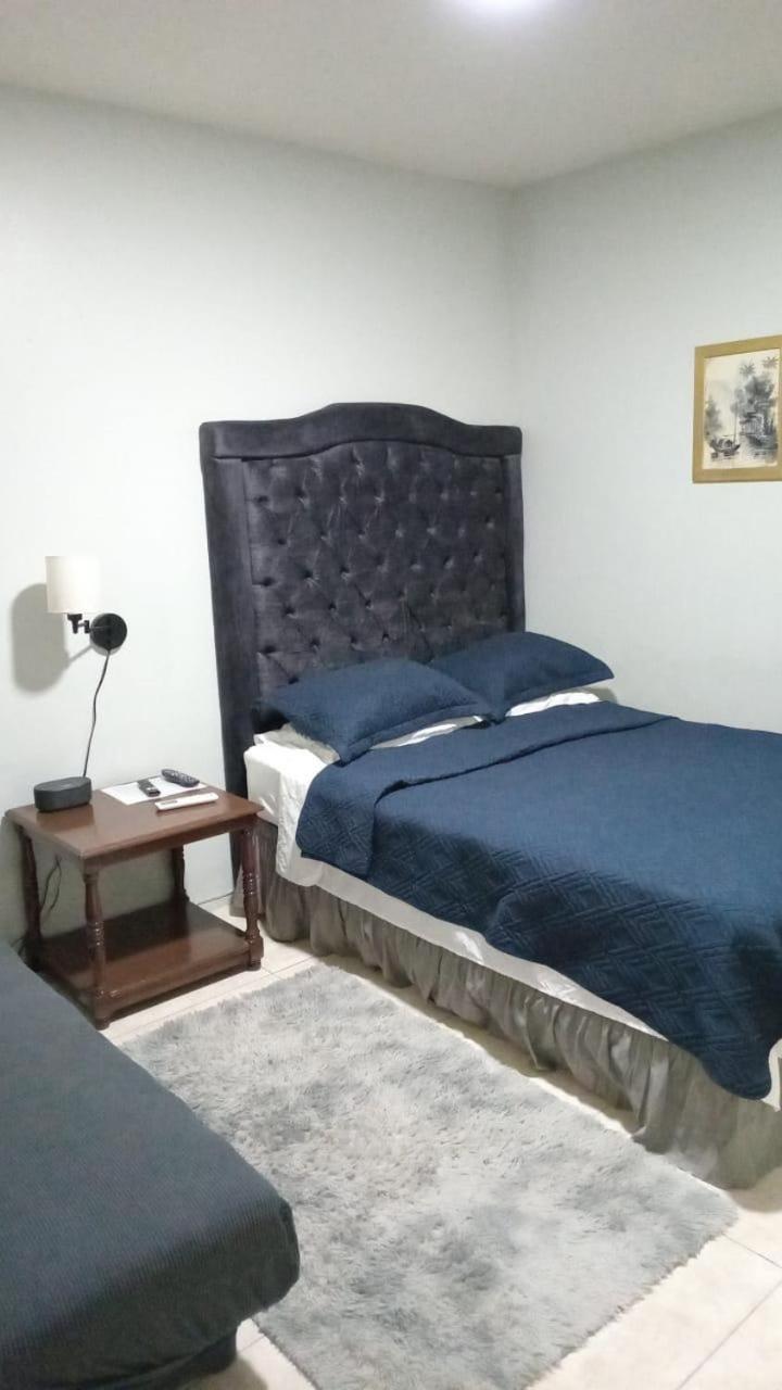 Mona Master suite
