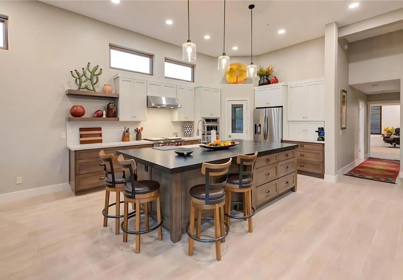 Scottsdale Luxury Heated Pool Desert Views For 6