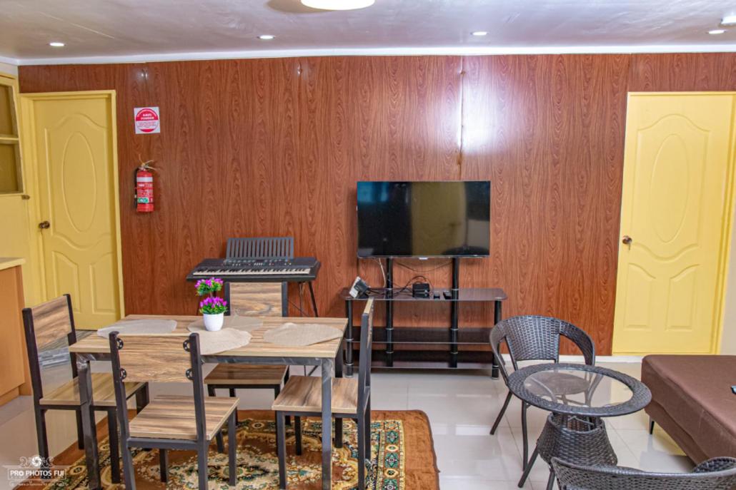 T-Wicks Holiday Apartments
