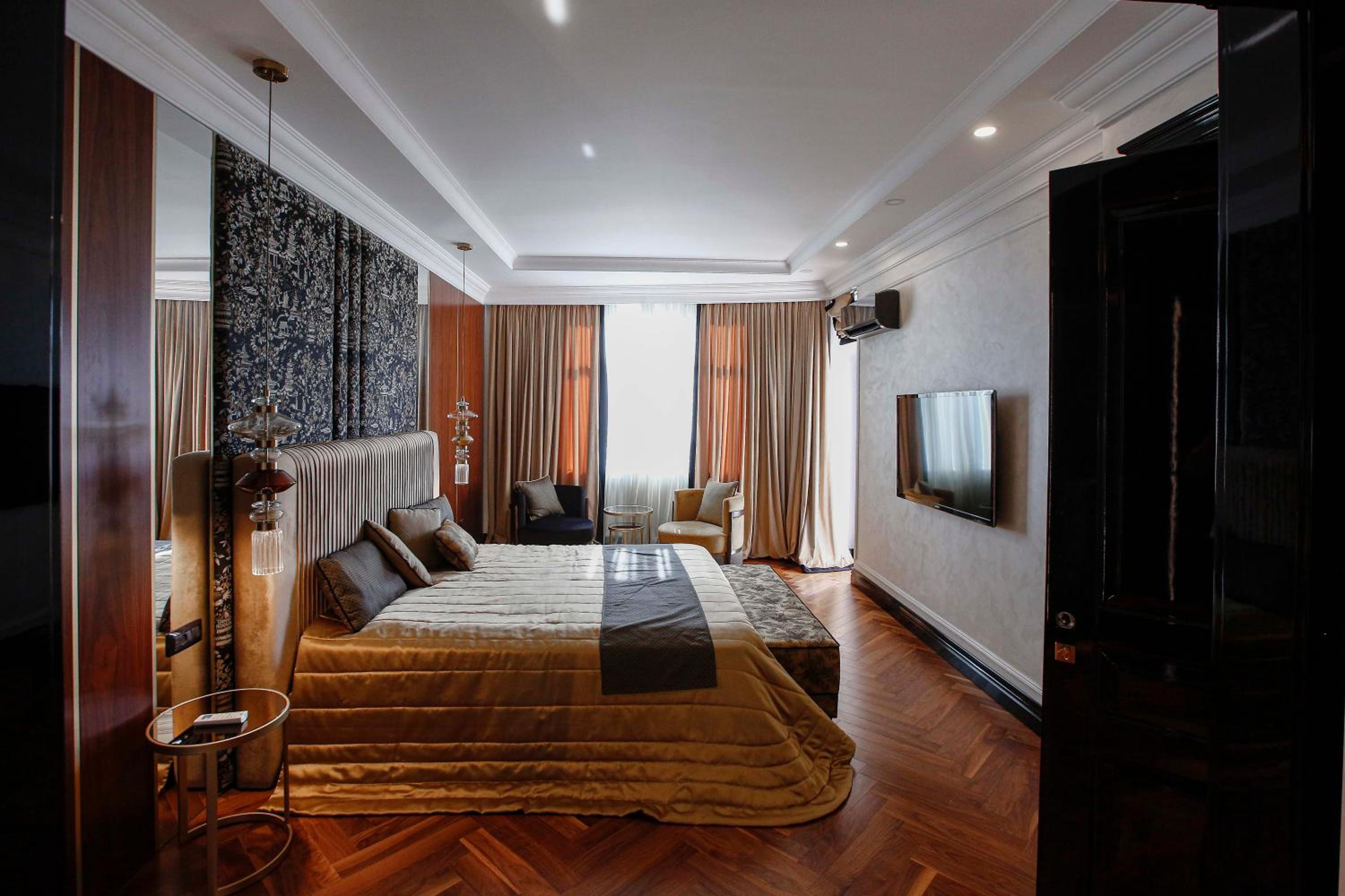 Luxury Baku center Apt