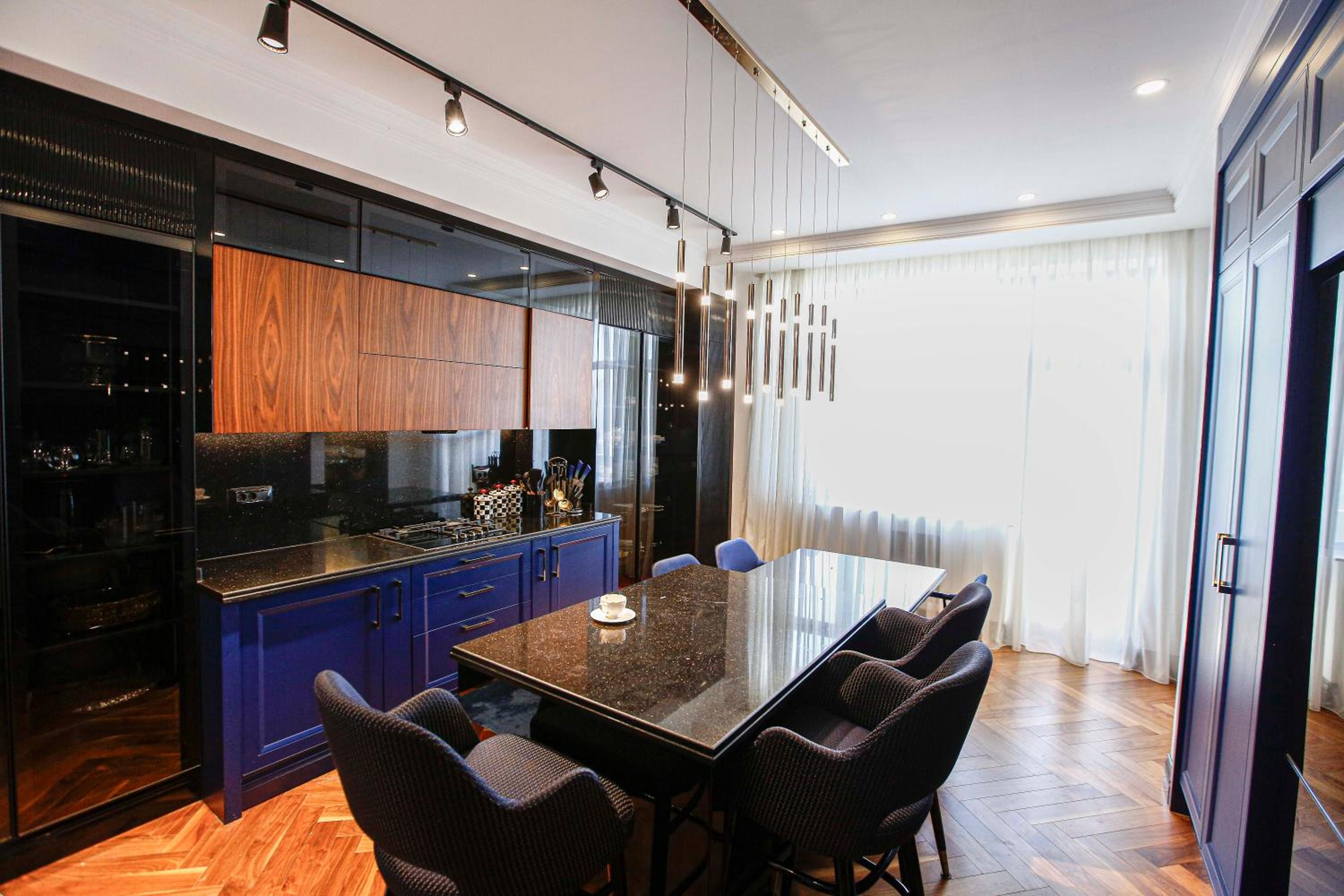 Luxury Baku center Apt