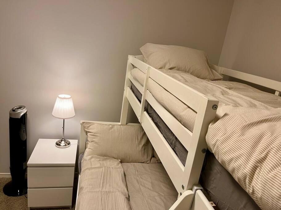Bonavista Cozyville, Roomy 4 bedroom house