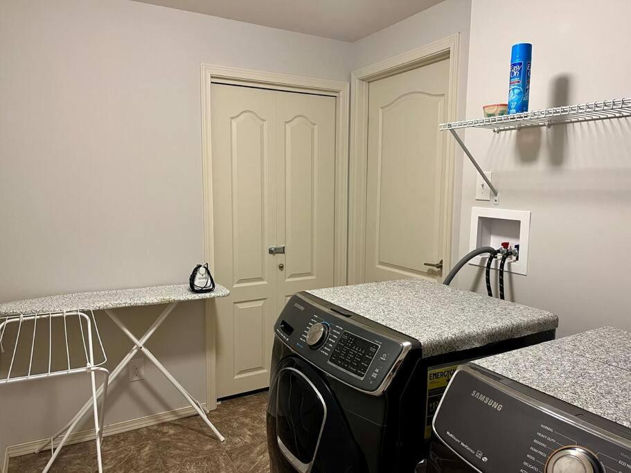 Bonavista Cozyville, Roomy 4 bedroom house