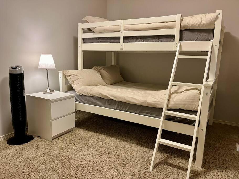 Bonavista Cozyville, Roomy 4 bedroom house