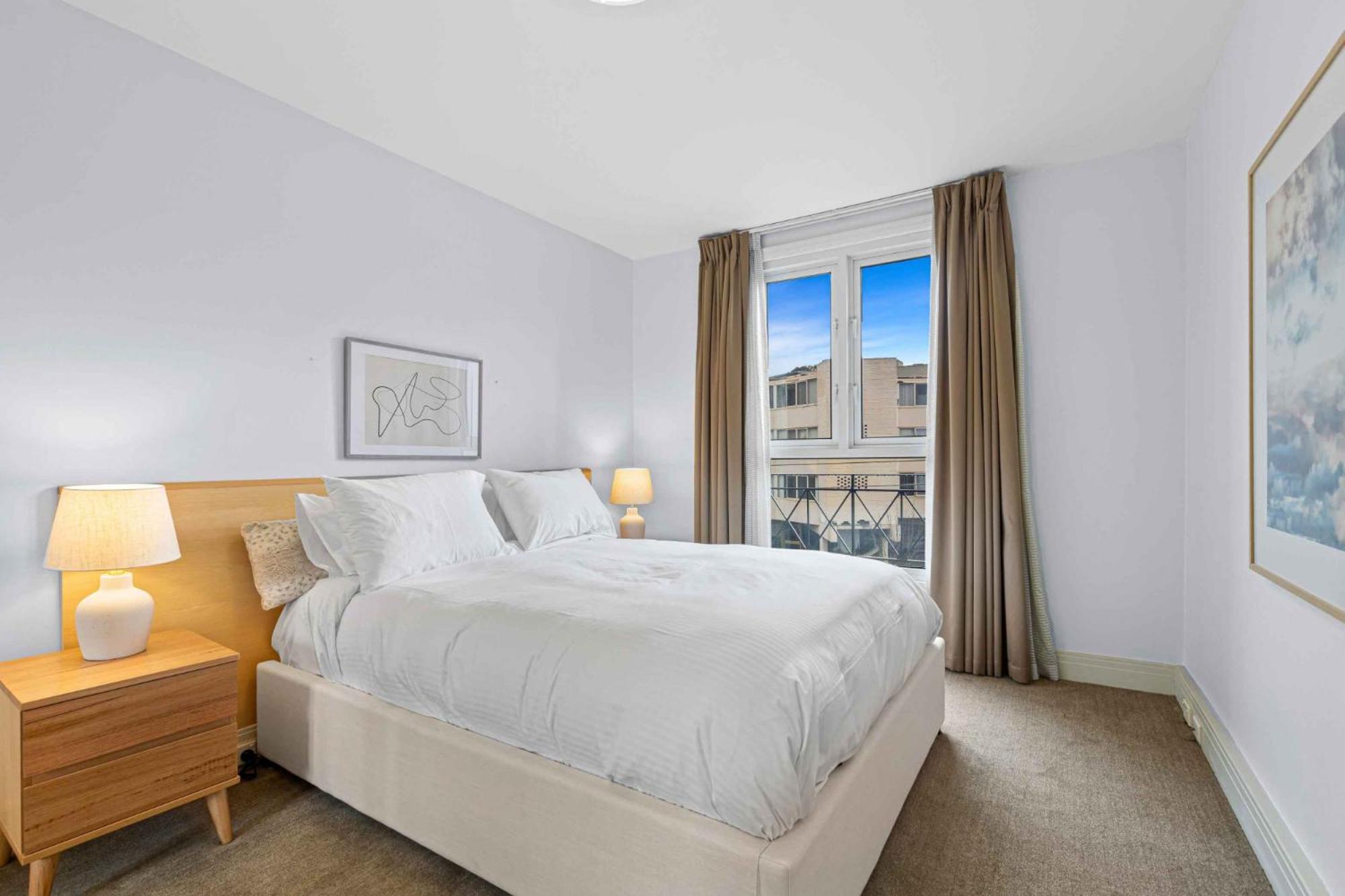 Lovely Boutique 1-Bed Unit with Gym & Pool