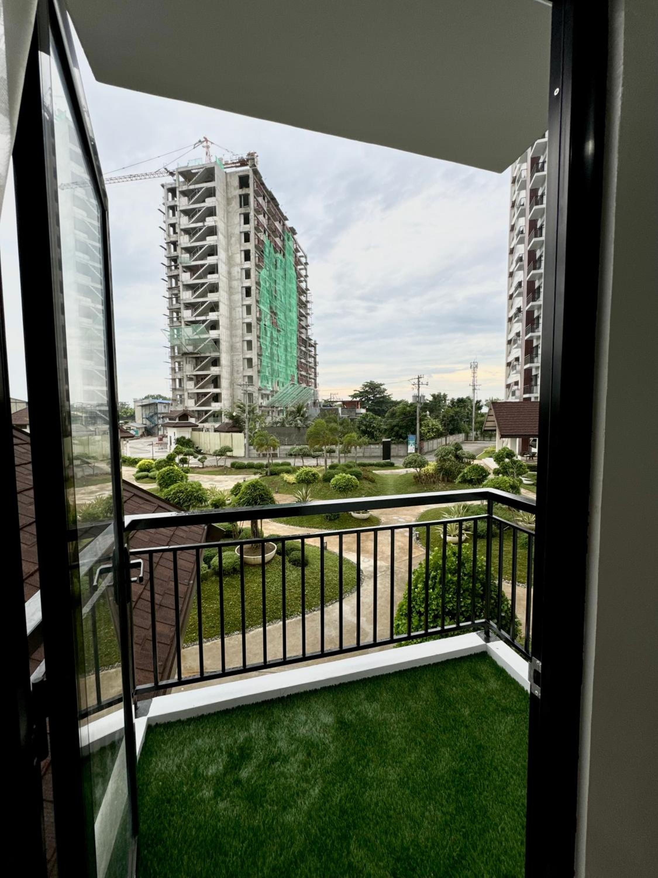 Royal Oceancrest Mactan - Resort type Condominium Unit 0215B view 2