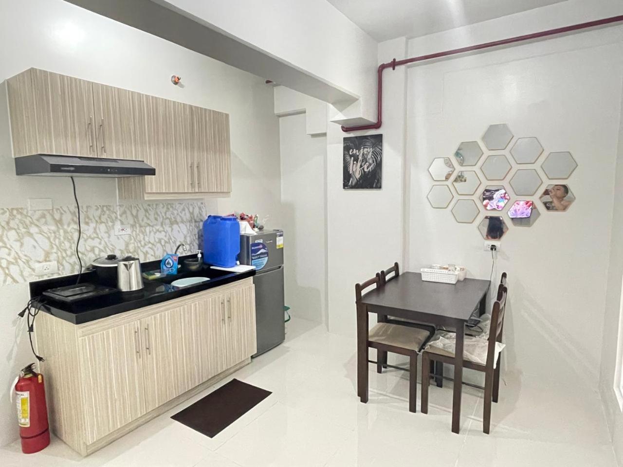 Royal Oceancrest Mactan - Resort type Condominium Unit 0215B view 5