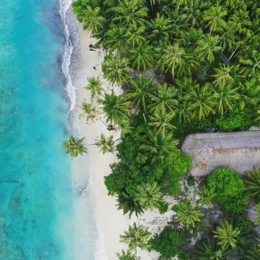 Jala Villas Lances Right HTs Mentawai