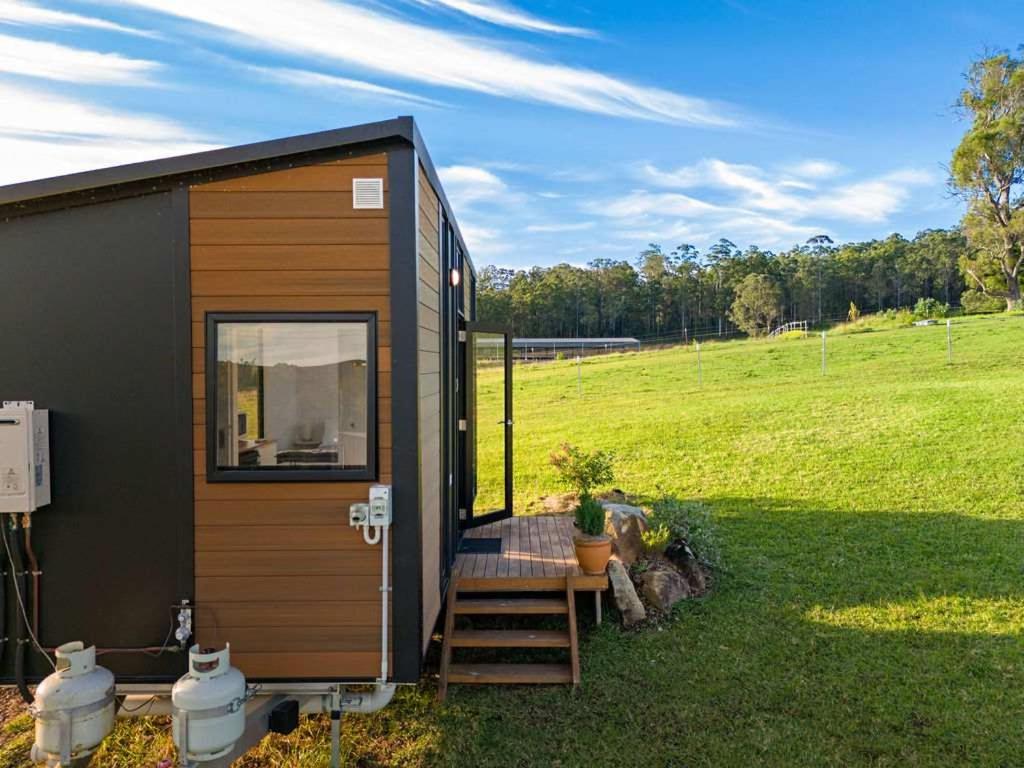 Tiny Grey Gum by Tiny Away